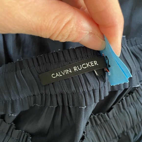 Calvin Rucker blouse - Picture 4 of 6